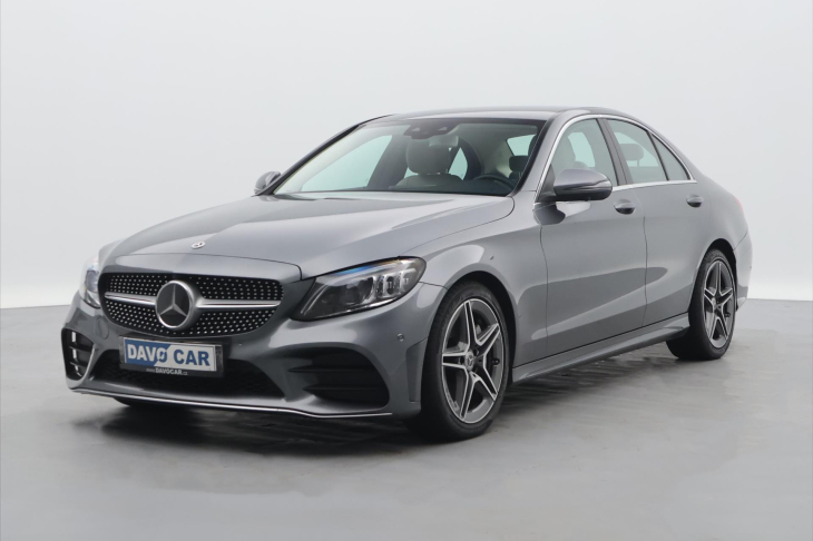 Mercedes-Benz Třídy C 2,0 C300 190kW CZ AMG paket