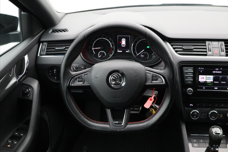 Škoda Octavia 2,0 TDi 4x4 DSG RS CZ