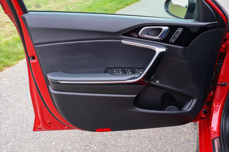 Kia ProCeed 1,6 CRDI GT-Line Aut. LED Kůže