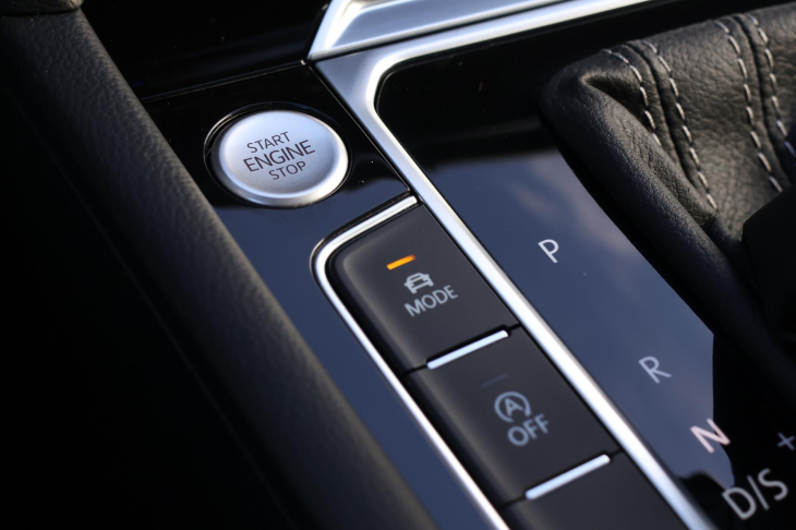 Volkswagen Arteon Shooting Brake 2,0 TDI DSG R-line 4M LED DPH