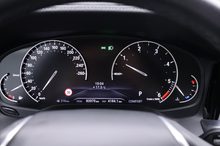BMW Řada 3 3,0 330d xDrive 195kW AT