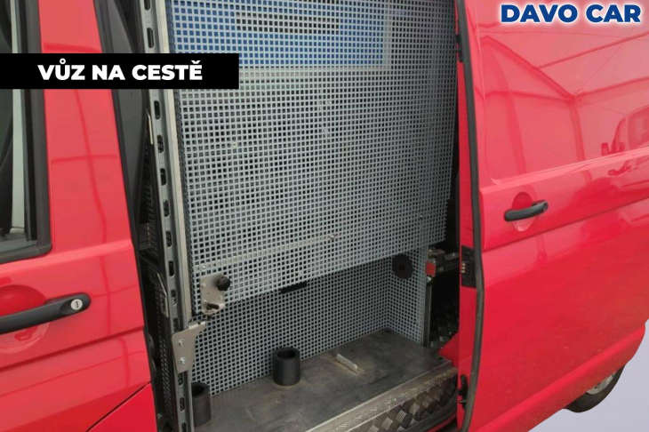 Volkswagen Transporter 2,0 TDI 110kW DSG Long Dílna CZ 1.Maj. DPH
