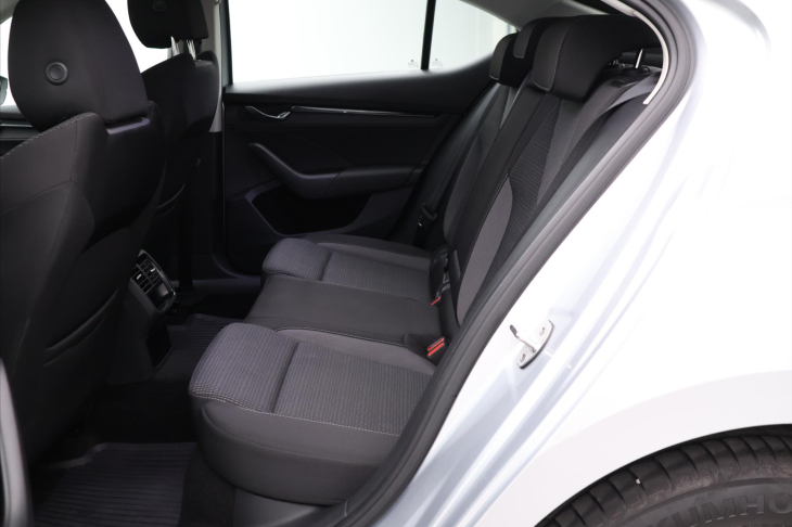 Škoda Octavia 1,5 TSI 110KW AMBITION LED CZ