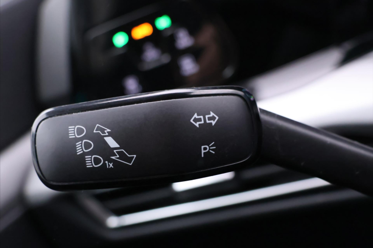 Volkswagen Golf 1,5 TSI EVO 110kW mHEV Life DSG