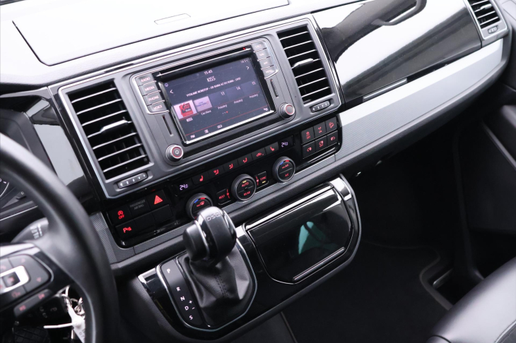 Volkswagen Multivan 2,0 TDI 150kW Highline 4M DPH