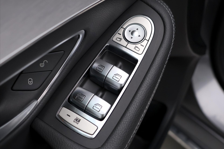 Mercedes-Benz Třídy C 2,0 220d Aut. Avantgarde