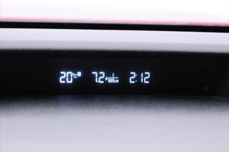 Subaru Outback 2,0 i 110kW 4x4 Auto CZ 1.maj