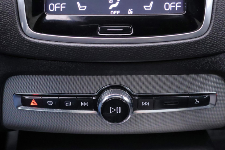 Volvo XC90 2,0 L 173kW D5 R-Design AWD DPH