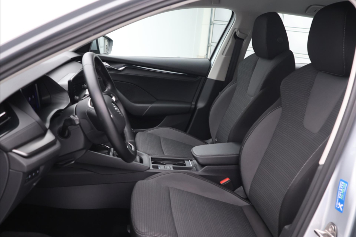 Škoda Octavia 2.0 TDI Aut.klima Ambition DPH