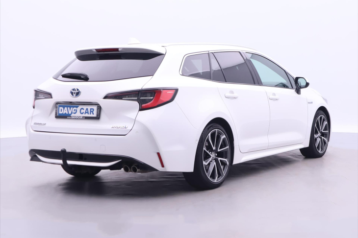 Toyota Corolla 2,0 e-CVT 112kW Executive CZ