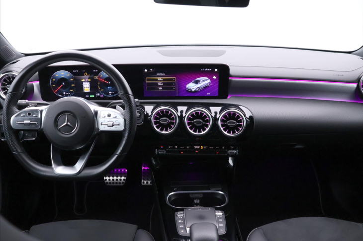 Mercedes-Benz CLA 1,3 250 118kW 250 E-Hybrid AMG