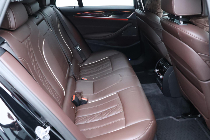 BMW Řada 5 3,0 540d 250kW xDrive Laser DPH