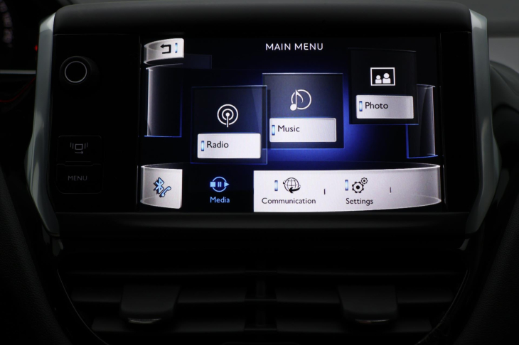 Peugeot 208 1,2 PT 60kW CZ Active Klima CZ