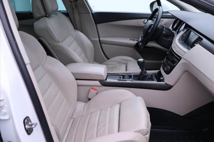 Peugeot 508 2,0 HDI 110kW CZ Allure DPH