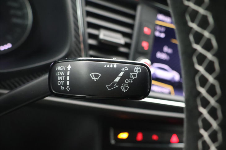 Seat Leon 2,0 TSI 221kW LED Cupra