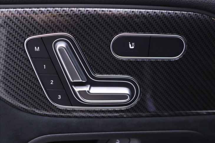 Mercedes-Benz GLB 2,0 200d 4MATIC AMG Premium