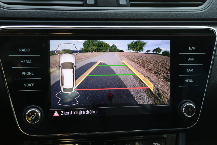 Škoda Superb 2,0 TDI DSG Sportline LED DPH