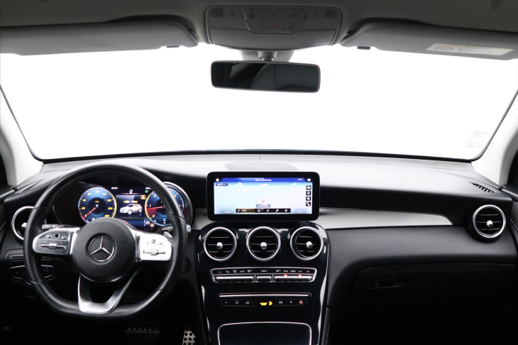 Mercedes-Benz GLC 2,0 220d 143kW 4X4 LED