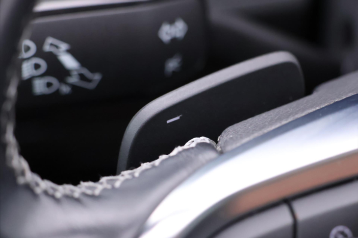 Volkswagen Passat 1,5 TSI DSG R-line Matrix DPH