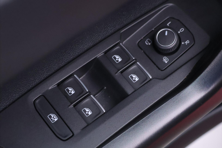 Volkswagen Taigo 1,5 TSI 110kW DSG R-line DPH