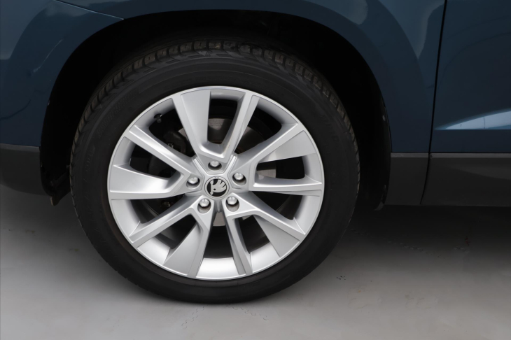 Škoda Karoq 1,5 TSI 110kW Style 1.Maj.