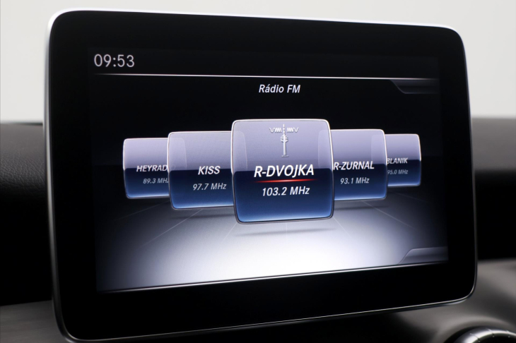 Mercedes-Benz CLA 1,6 200 115kW SB AMG Line