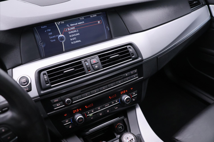BMW Řada 5 2,0 520d 135kwPanorama Navi