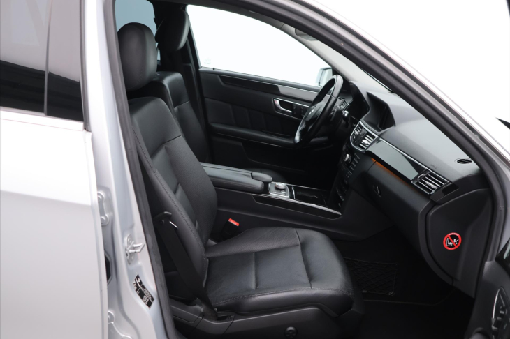 Mercedes-Benz Třídy E 3,0 350CDI 170kW CZ Avantgarde