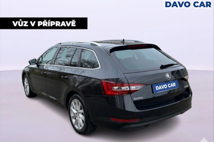 Škoda Superb 1,6 TDI DSG Style Navigace