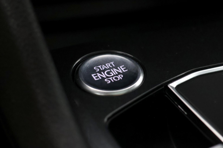 Volkswagen Tiguan 2,0 TDI 140kW 4M DSG R-Line CZ