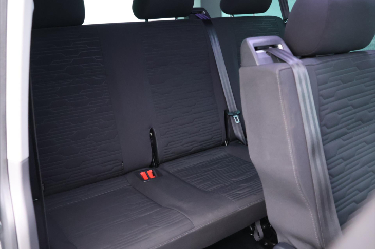 Volkswagen Caravelle 2,0 TDI 110 kW CZ