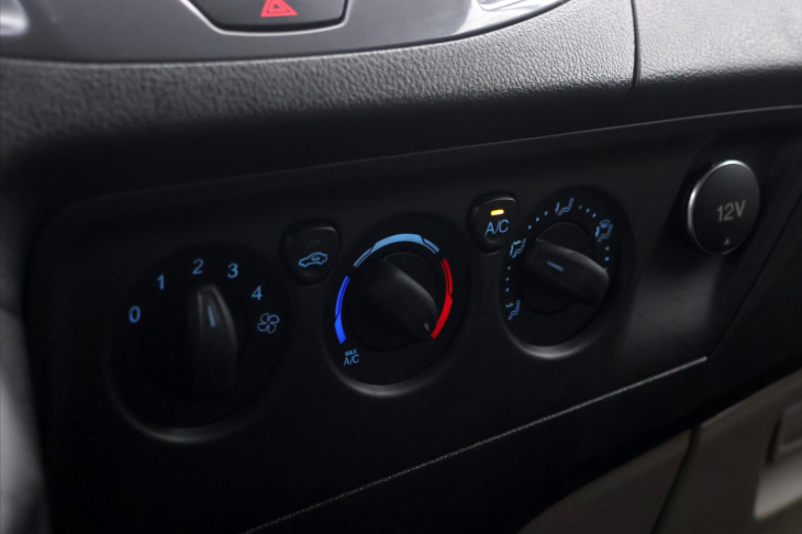 Ford Tourneo Custom 2,2 TDCI 114kW TITANIUM CZ 8Míst