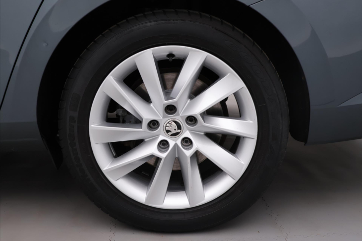 Škoda Superb 2,0 TDI 110 kW Style DSG