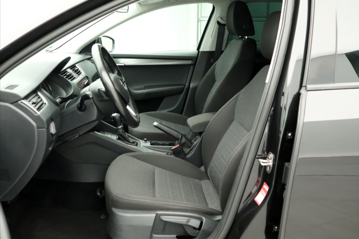 Škoda Octavia 2,0 TDI DSG Soleil