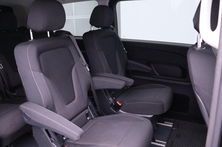 Mercedes-Benz Třídy V 2,0 300d 174kW L Exclusive Auto 4m