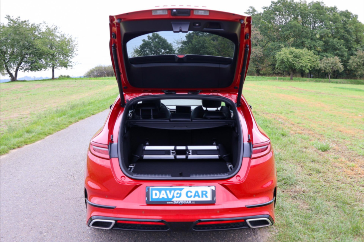 Kia ProCeed 1,6 CRDI GT-Line Aut. LED Kůže