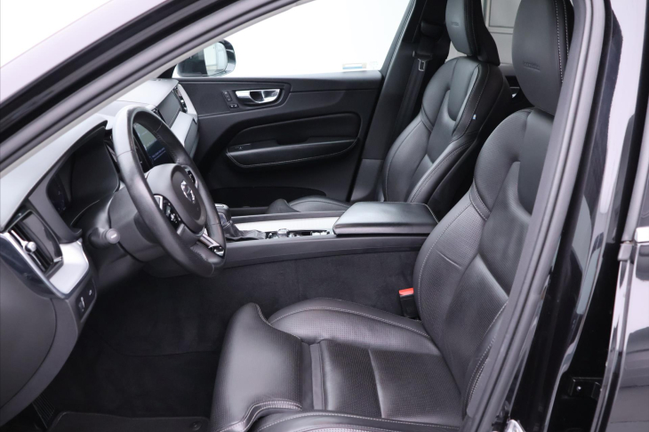 Volvo XC60 2,0 D5 AWD CZ Inscription DPH