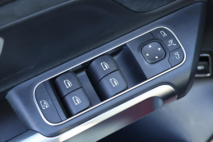 Mercedes-Benz GLB 2,0 200d 4Matic AMG Premium+