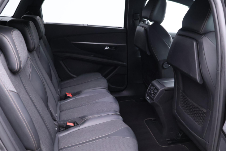 Peugeot 5008 1,2 PT 96kW GT-Line 7-Míst