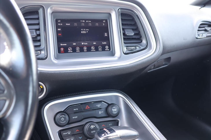 Dodge Challenger 3,6 V6 227kW Automat SXT