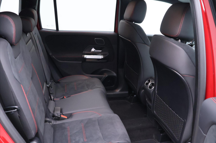 Mercedes-Benz GLB 2,0 200d 4MATIC AMG Premium