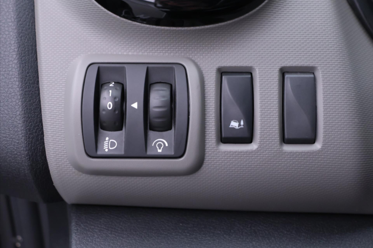 Renault Trafic 1,6 DCi 89kW Klima 9-Míst L2