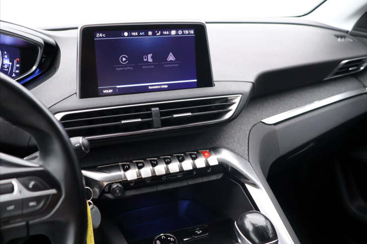 Peugeot 3008 2.0 BlueHDI 110 kW Allure CZ