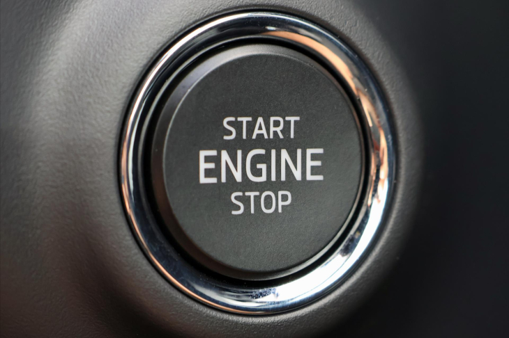 Škoda Karoq 2,0 TDI 4x4 DSG Sportline CZ