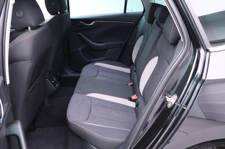 Škoda Kamiq 1,0 TSI 85 kW CZ 3'731km