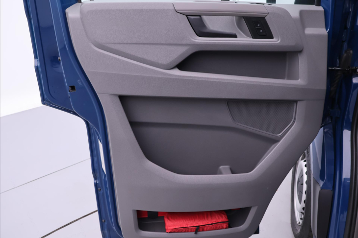 Volkswagen Crafter 2,0 TDI 103kW L2H1 Navigace