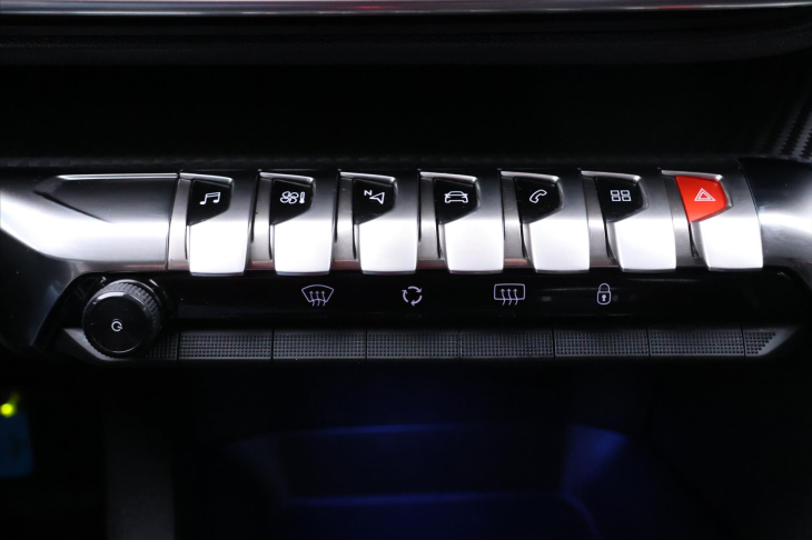 Peugeot 5008 1,2 PureTech 96kW Navi Virtual