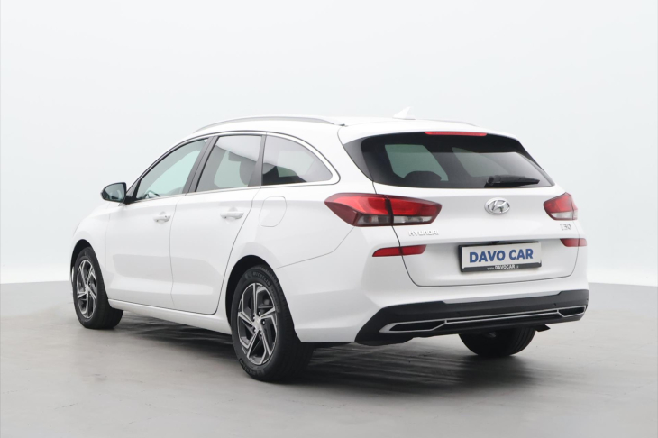 Hyundai i30 1,6 CRDI CZ 1.Maj. DPH