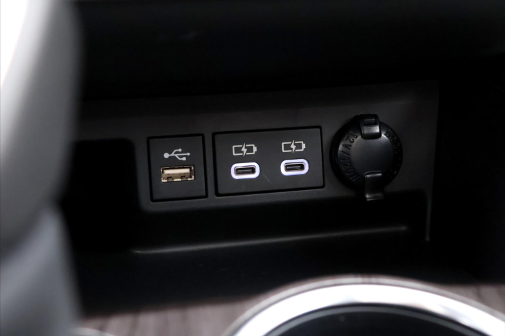 Toyota Highlander 2,5 Hybrid 140kW Executive CZ DPH