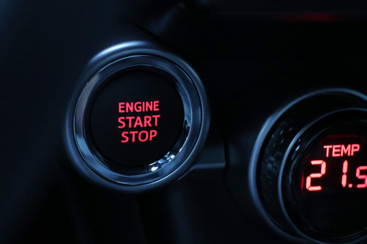 Subaru BRZ 2,4 i 172kW Aut. 1.Majitel CZ